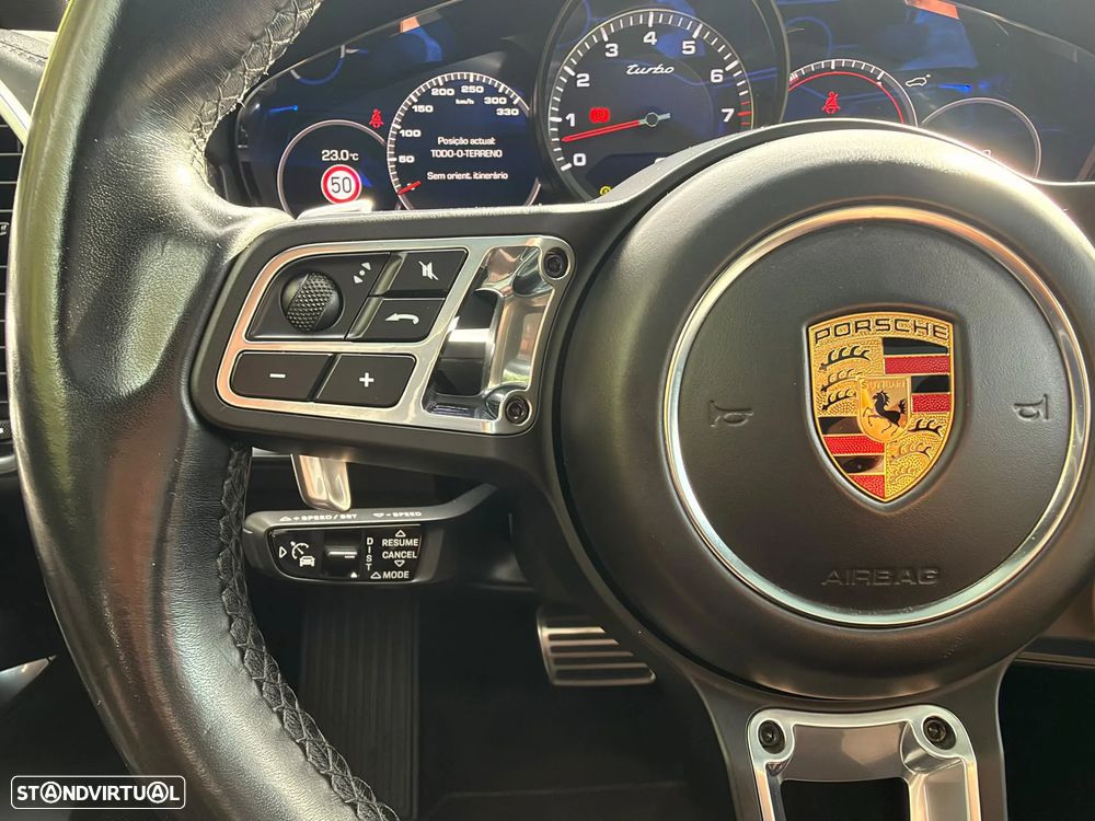 Porsche Cayenne Turbo - 19