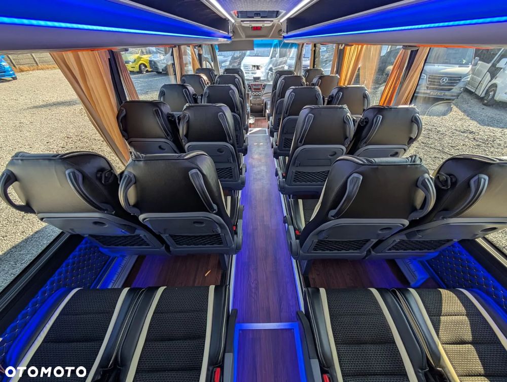 Iveco Daily 70C21 - 27