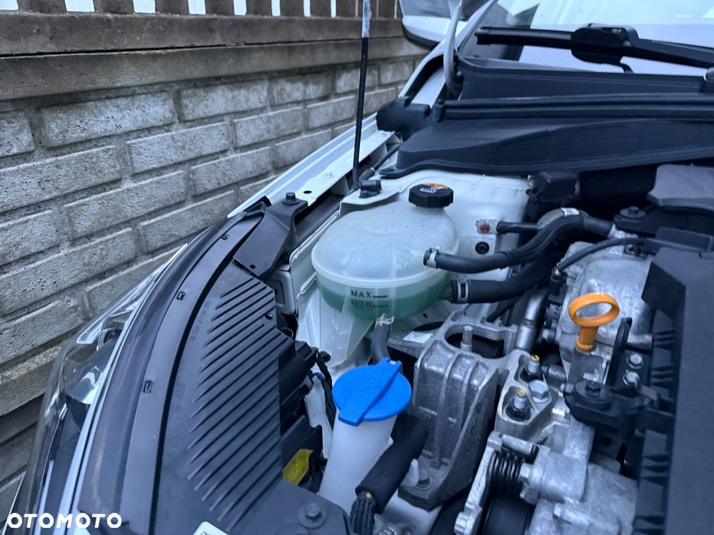 Hyundai IONIQ Hybrid Premium - 30