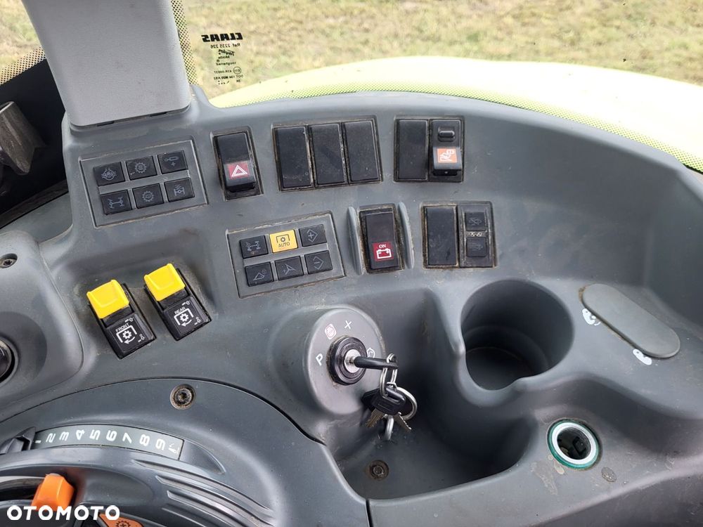 Claas Arion 420 4X4 - 21