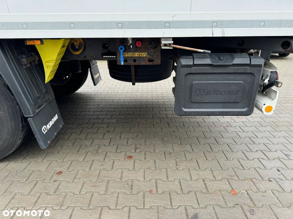 Krone Chłodnia ,Doppelstock , Carrier Vector 1550, Kwiatowa 2,50m - 27