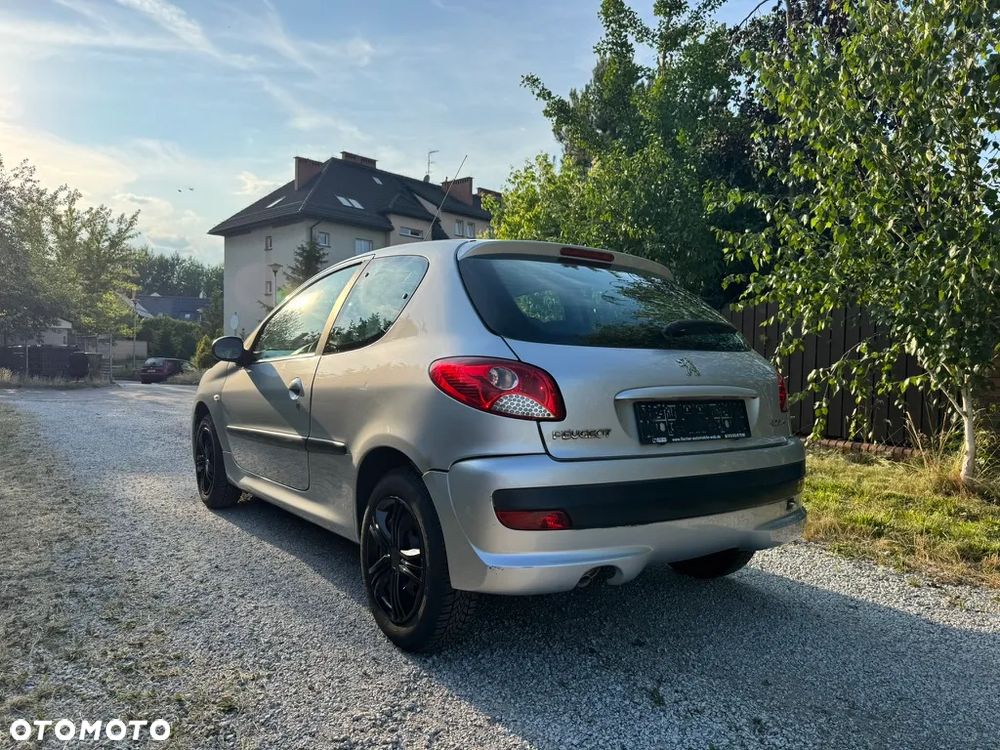 Peugeot 206 - 1