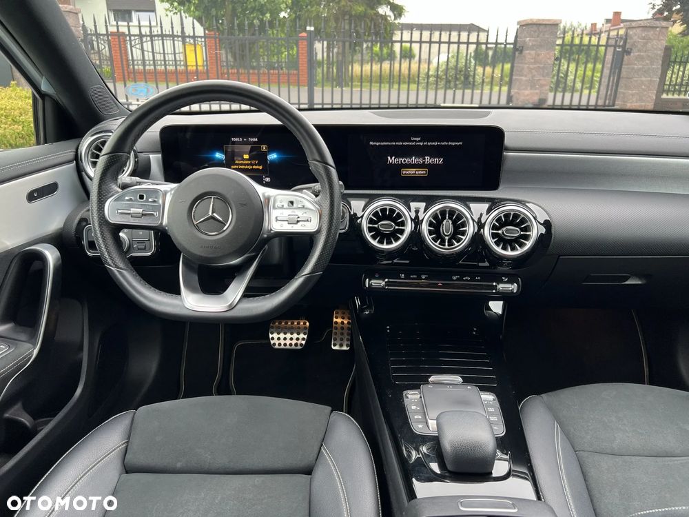 Mercedes-Benz Klasa A 200 4Matic 8G-DCT Advanced AMG Line - 12