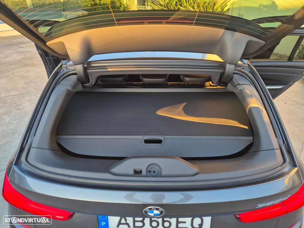 BMW 320 d Pack M Shadow Auto - 54