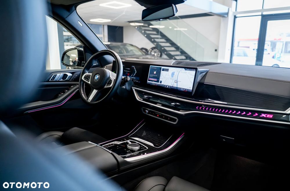 BMW X5 xDrive30d mHEV - 23