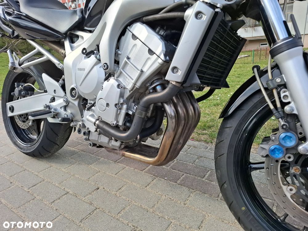 Yamaha FZ6 - 24