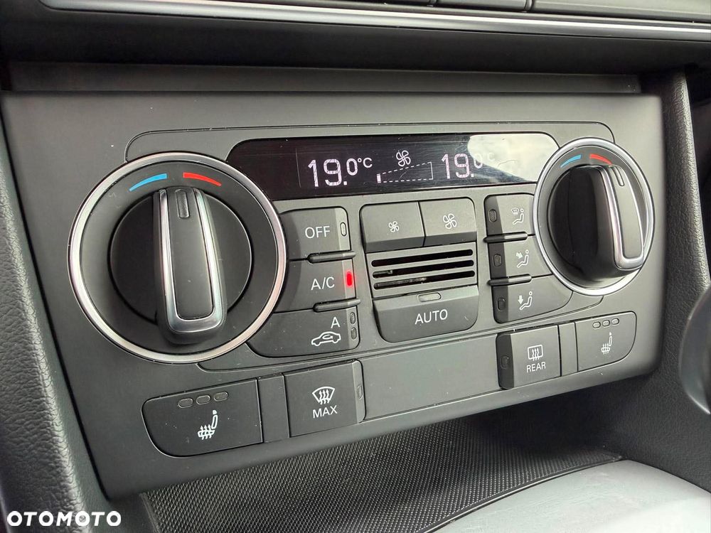 Audi Q3 2.0 TDI S tronic - 22
