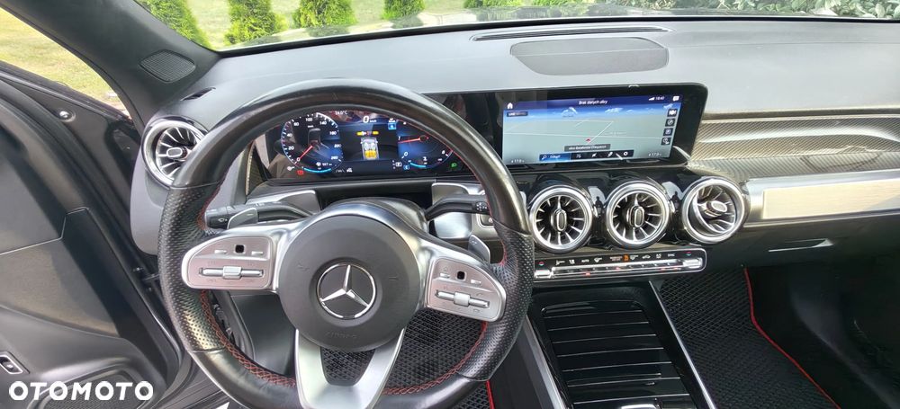 Mercedes-Benz GLB 200 d 4-Matic AMG Line 8G-DCT - 33