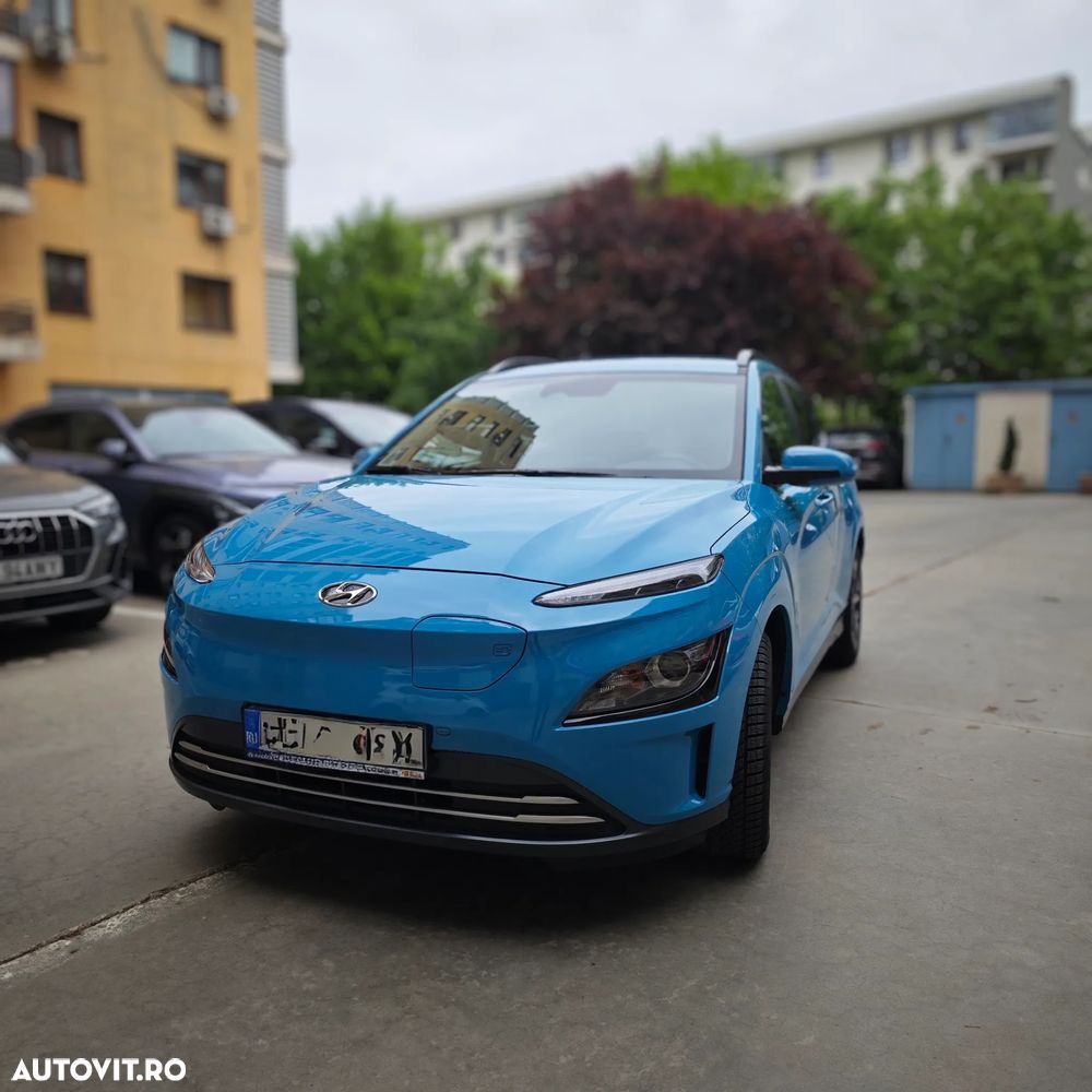 Hyundai KONA - 2