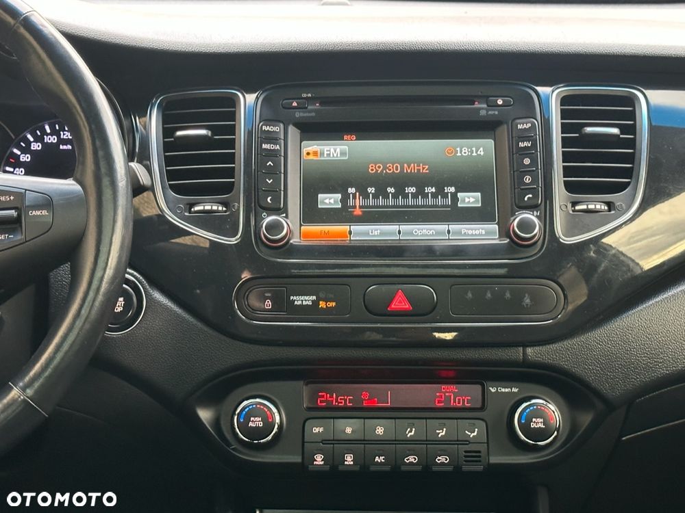 Kia Carens 1.7 CRDi 115 Dream Team Edition - 17