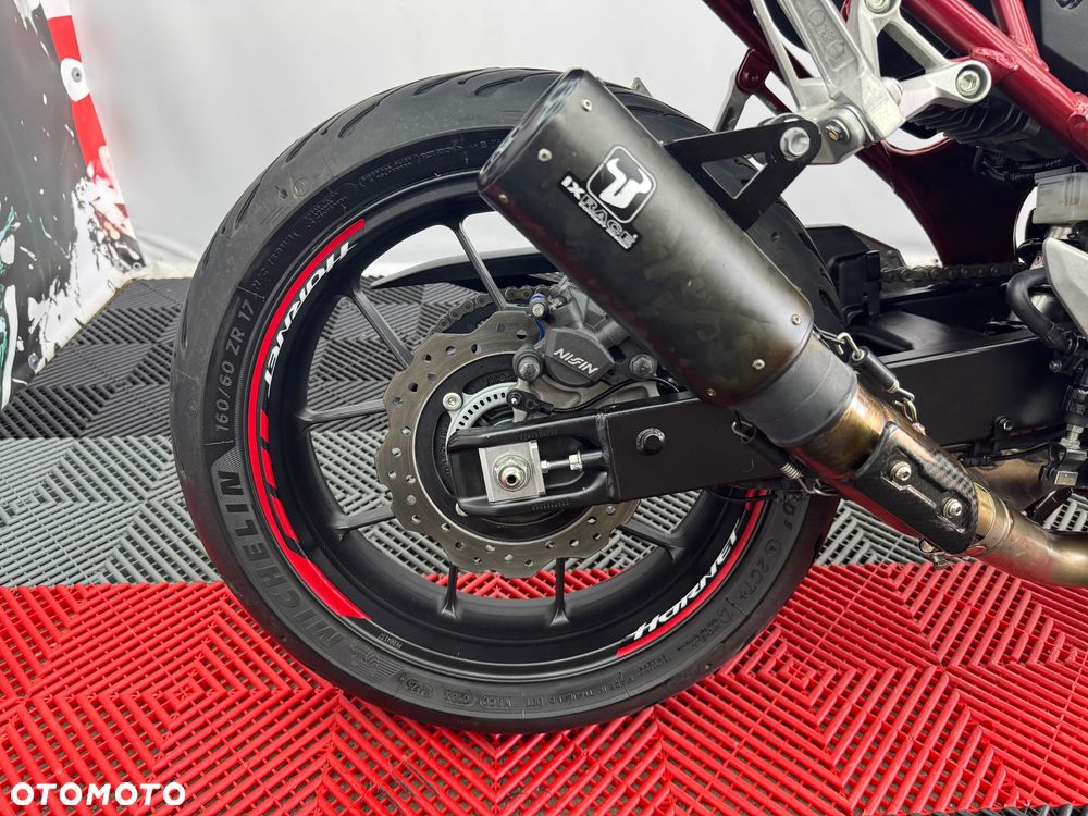 Honda Hornet - 28