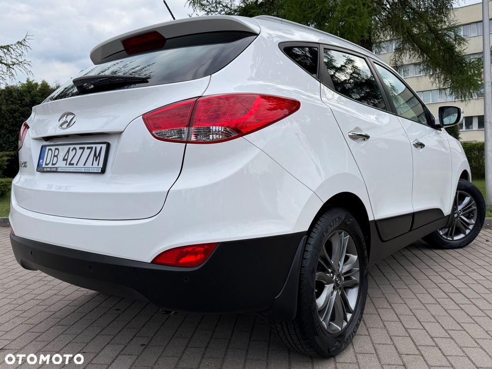 Hyundai ix35 1.6 2WD Fifa World Cup Edition - 4