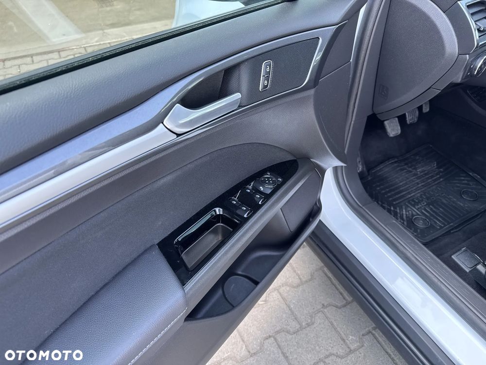 Ford Mondeo 2.0 EcoBlue Trend - 10
