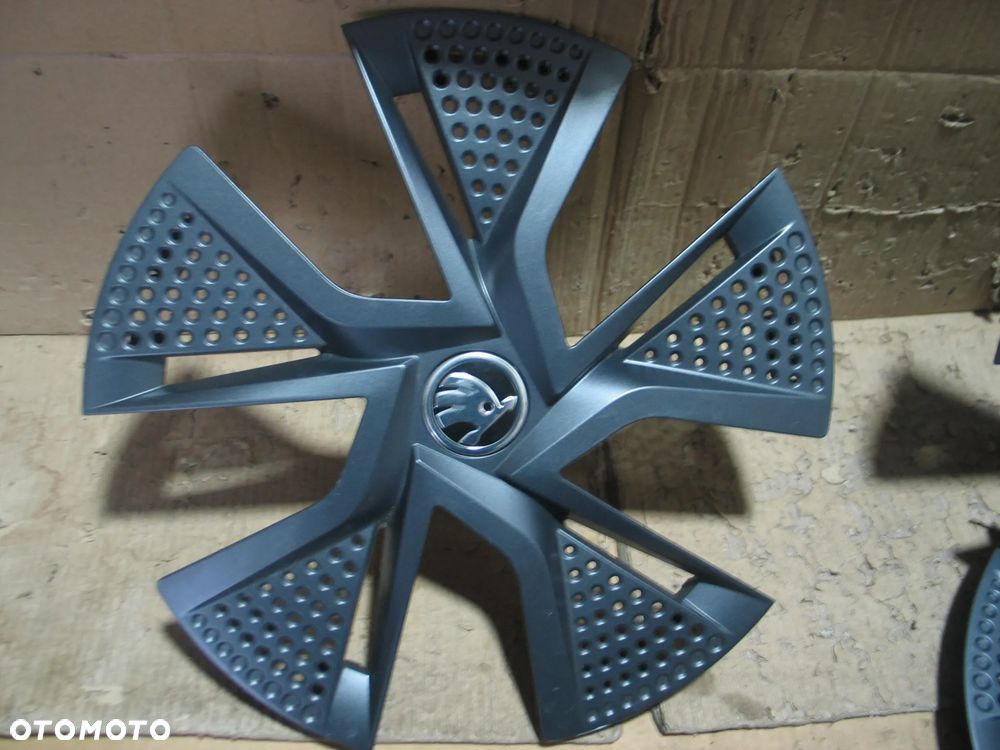 Kołpaki kolpak kapsel skoda fabia 4 IV 21r- 6VA601169 oryginal 4szt. - 6