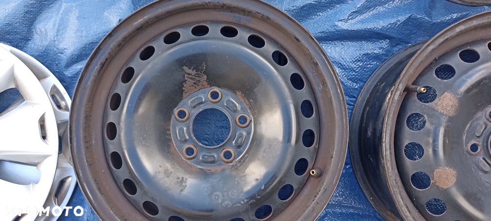 4 Felgi 16 Ford Focus MK3 + kołpaki - 4