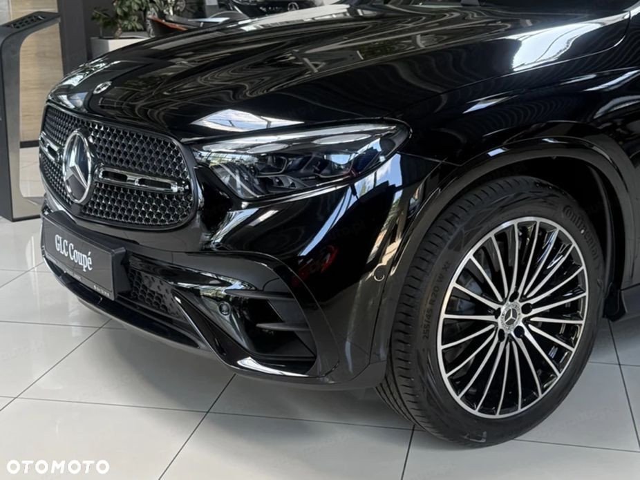 Mercedes-Benz GLC 220 d mHEV 4-Matic AMG Line - 4
