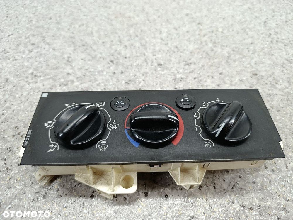 PANEL NAWIEWU RENAULT MASTER II FL G2202 BEHR - 3