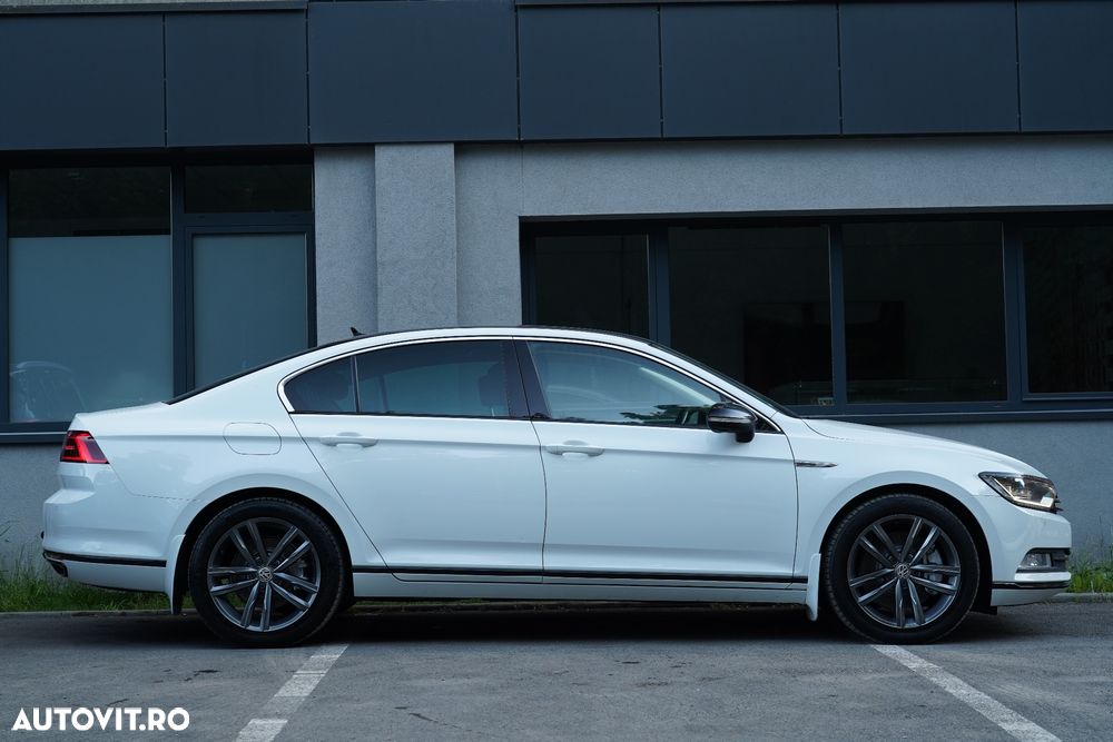 Volkswagen Passat 2.0 TDI SCR 4Motion DSG Highline - 27