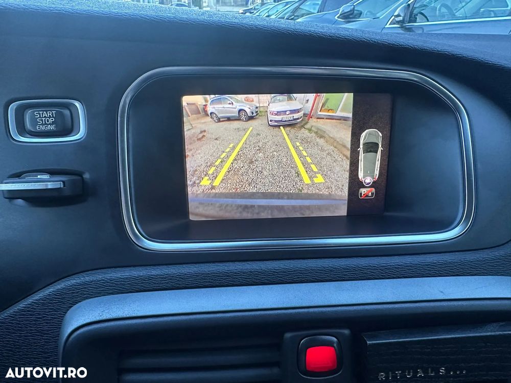 Volvo V40 D3 Geartronic Kinetic - 8