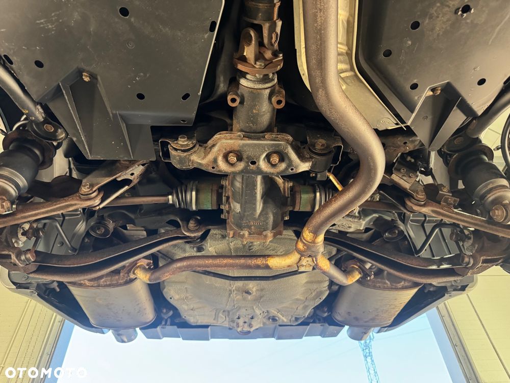 Subaru Outback Legacy 2.5RC NAV - 31