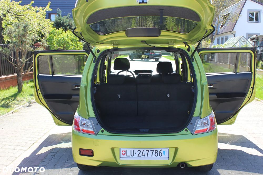 Daihatsu Materia 1.5 WhiteX - 23