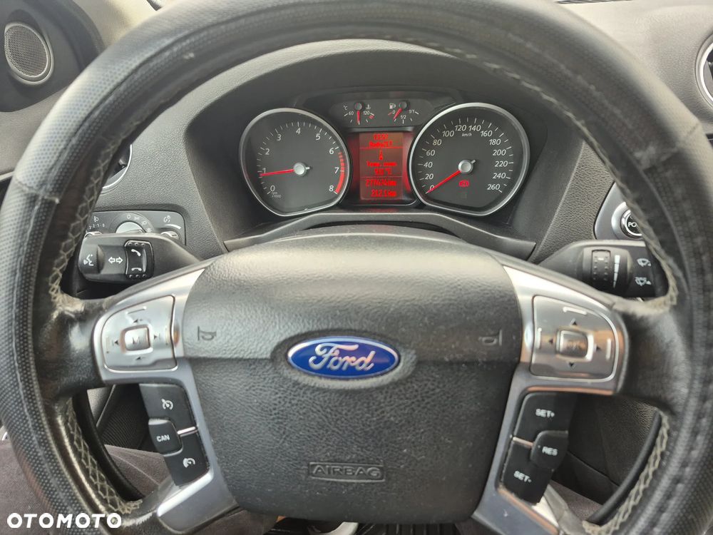 Ford Mondeo - 16