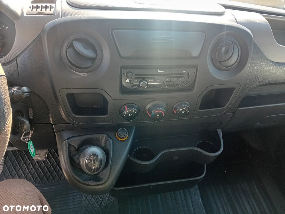 Renault Master - 19