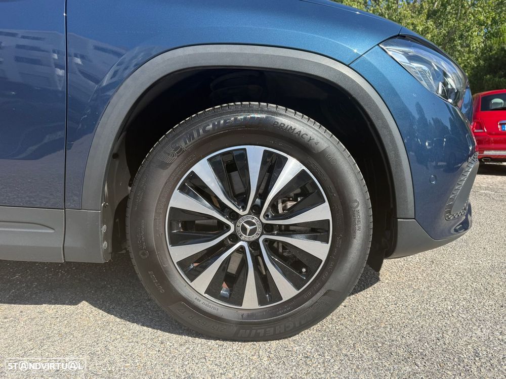 Mercedes-Benz GLA 250 e Progressive — fotografia 10