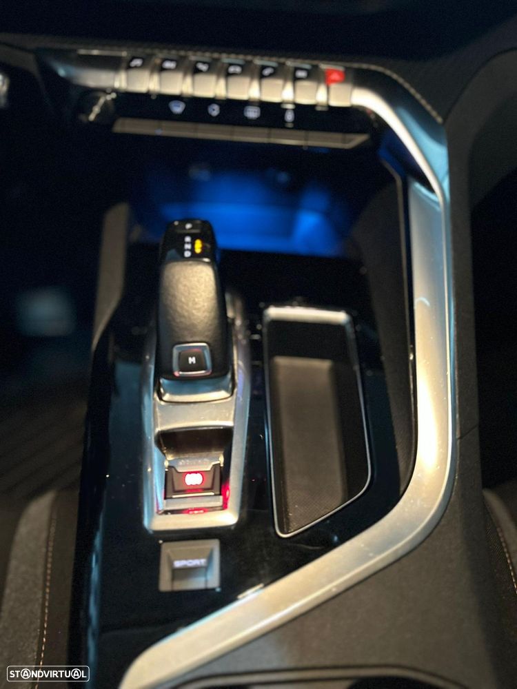 Peugeot 3008 BlueHDi 130 Stop & Start EAT8 Active - 11