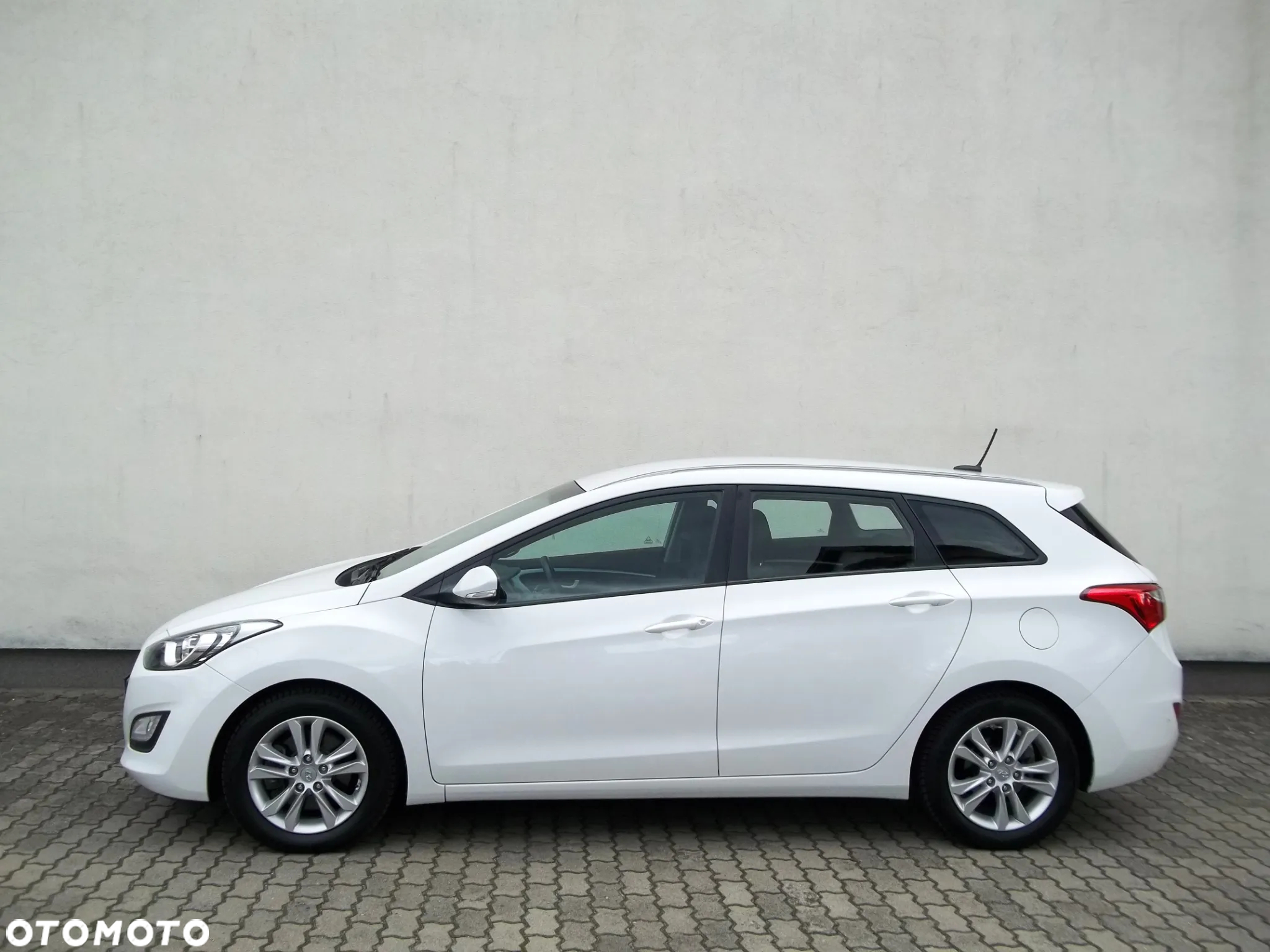 Hyundai i30 1.6 CRDi BlueDrive Premium - 2
