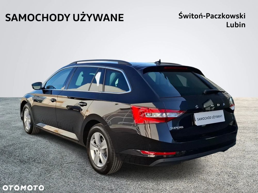 Skoda Superb 2.0 TDI Ambition DSG7 - 3