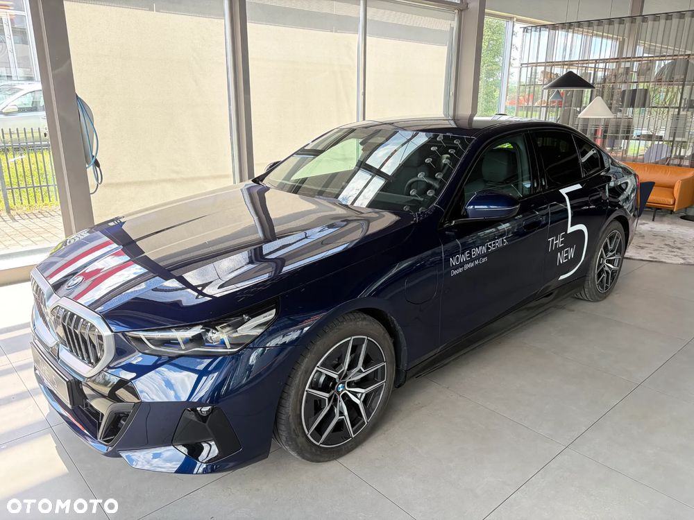 BMW Seria 5 530e PHEV M Sport - 8
