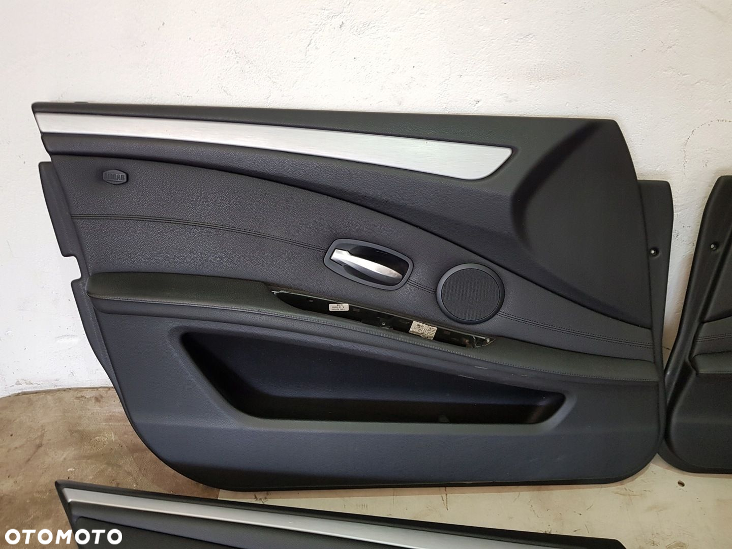 BOCZKI TAPICERKA DRZWI SKÓRA BMW E61 LCI EUR KOMPLET - 2