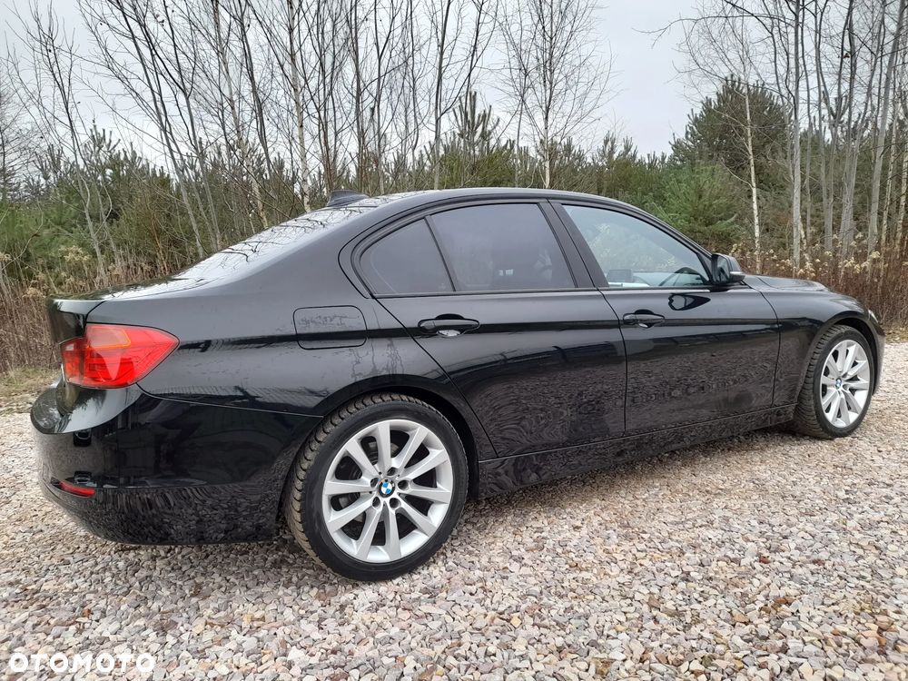 BMW Seria 3 316d Sport Line Shadow - 13