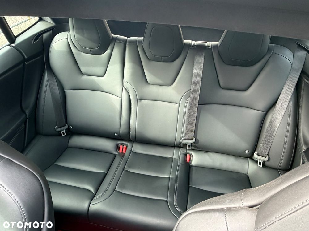 Tesla Model S Long Range Plus - 16