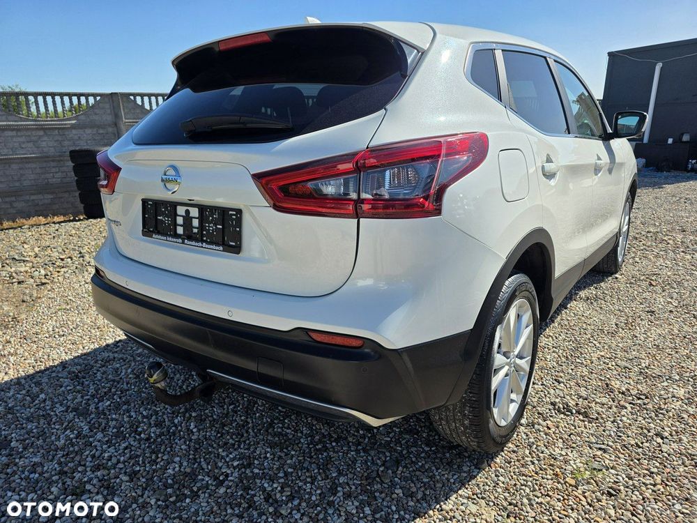 Nissan Qashqai 1.6 DCi ALL-MODE 4x4i N-Connecta - 14