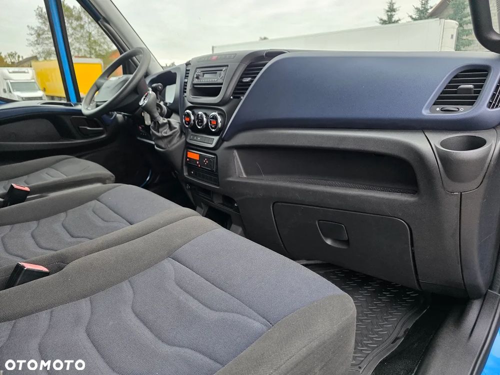 Iveco 70C18 Hi-Matic Pomoc drogowa Pneumatyka - 18