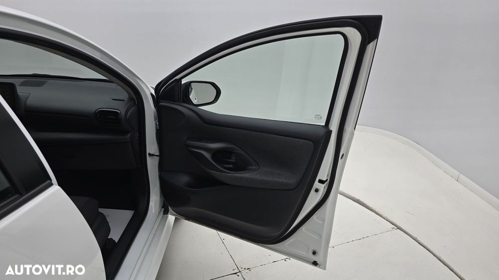 Toyota Yaris 1.5 VVT-i HSD Eco - 18