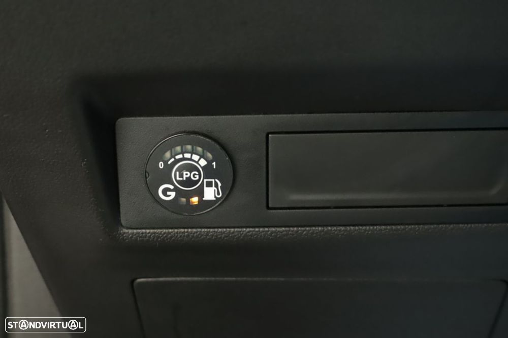 Renault Captur 1.0 TCe Techno Bi-Fuel - 21