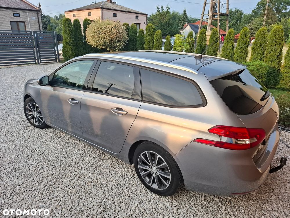 Peugeot 308 1.6 BlueHDi Allure S&S - 13