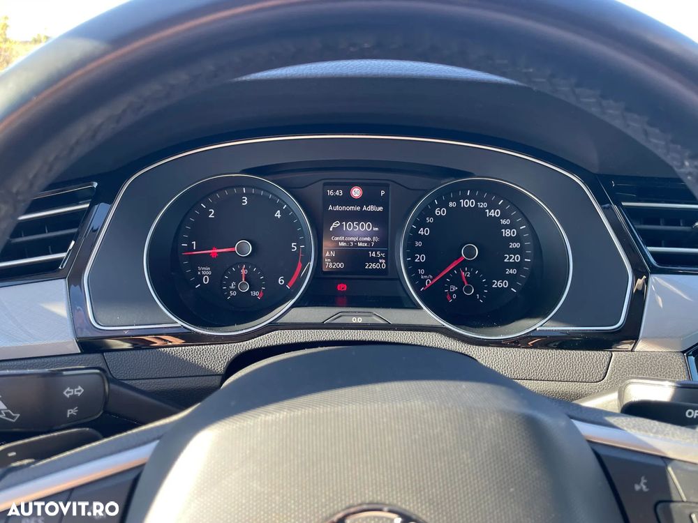Volkswagen Passat - 17
