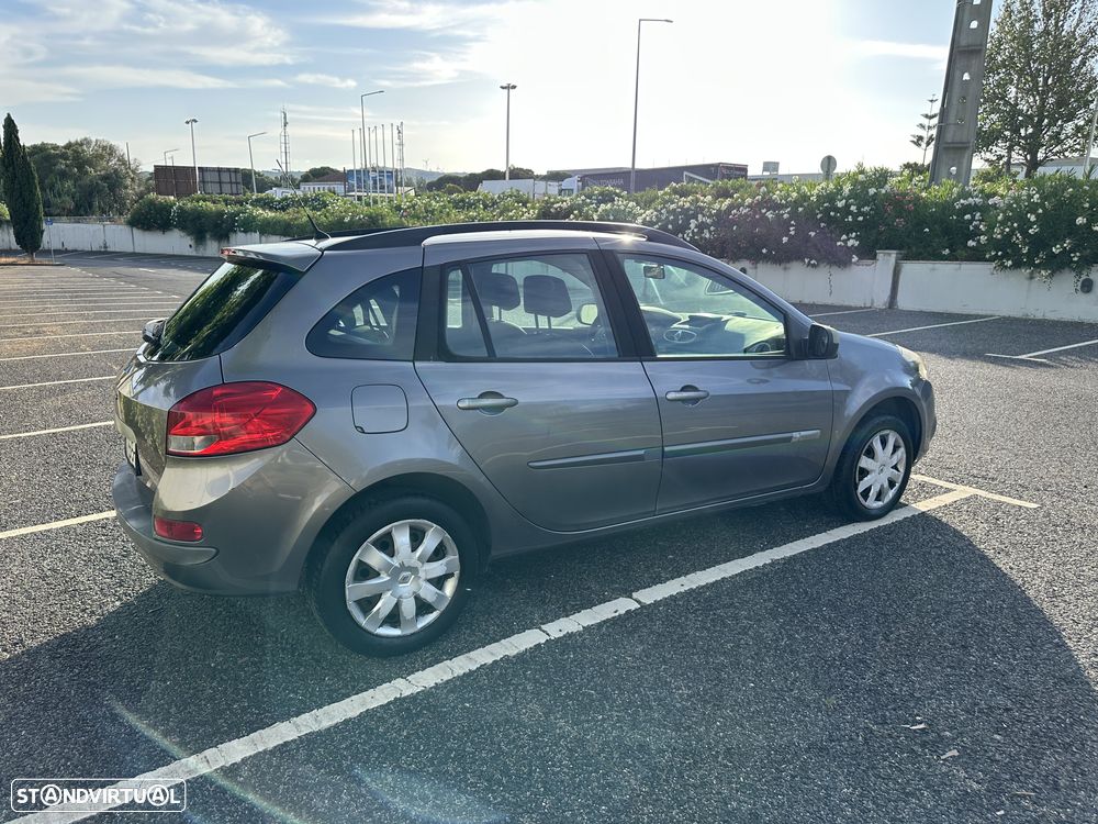 Renault Clio Sport Tourer - 3