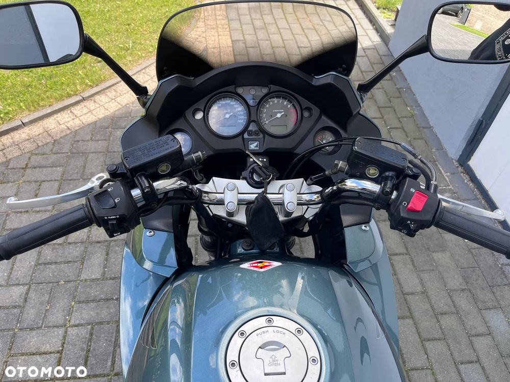 Honda CBF - 18