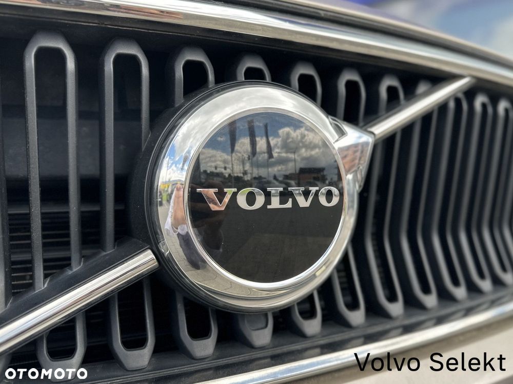 Volvo XC 40 - 32