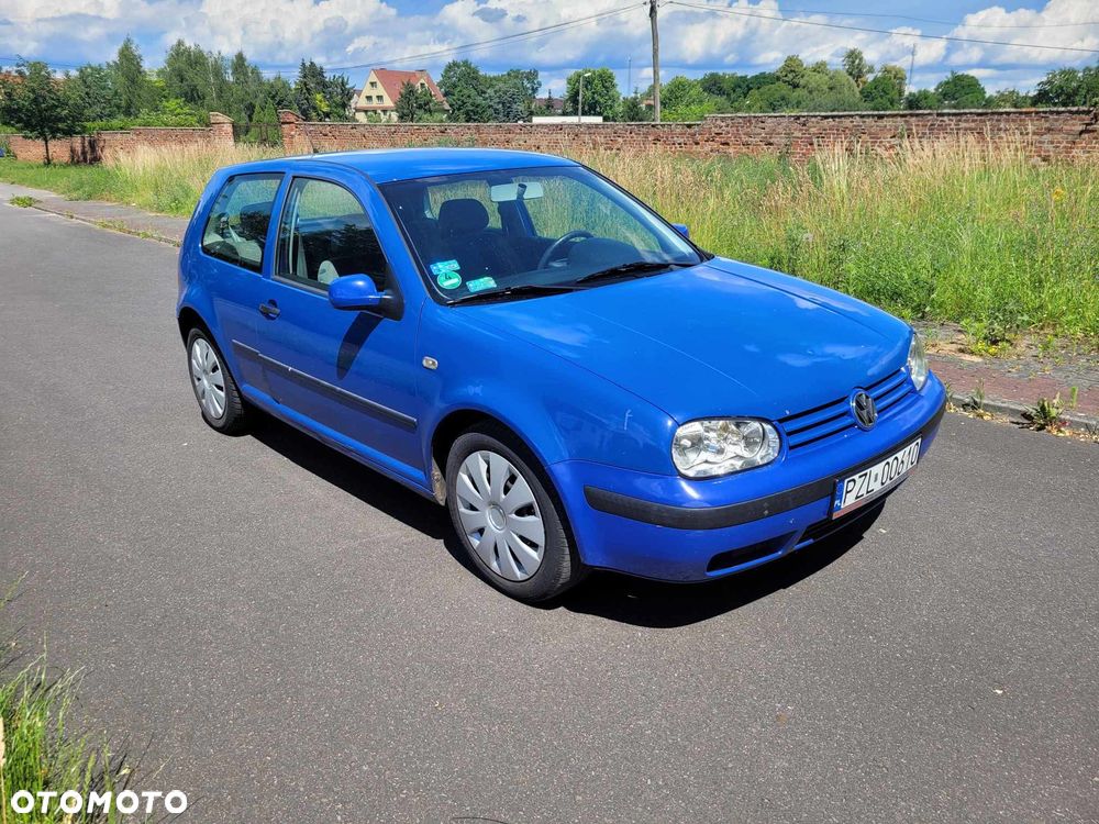 Volkswagen Golf 1.4 Basis - 2