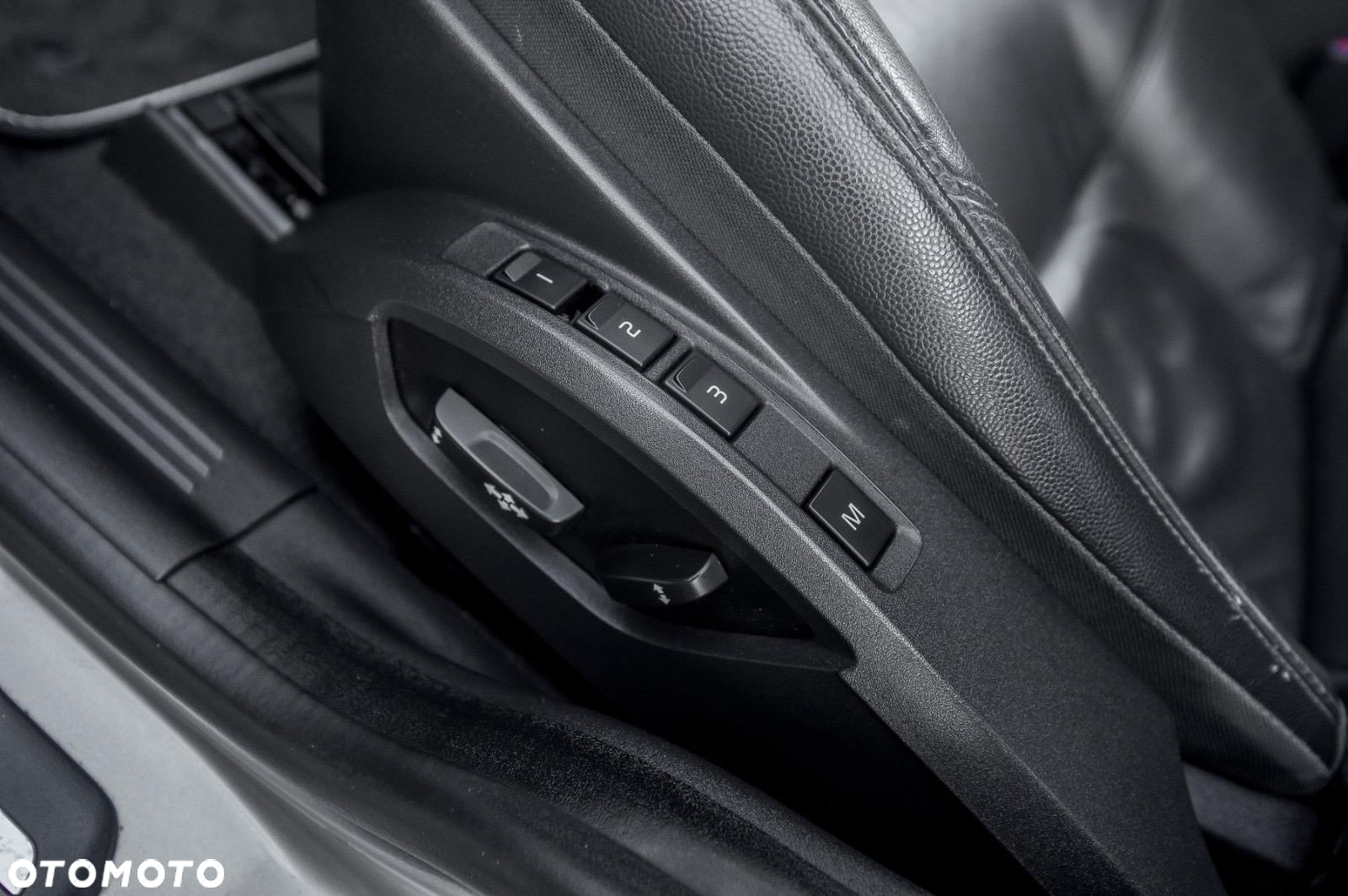 Volvo V50 2.0D DPF Powershift Kinetic - 20