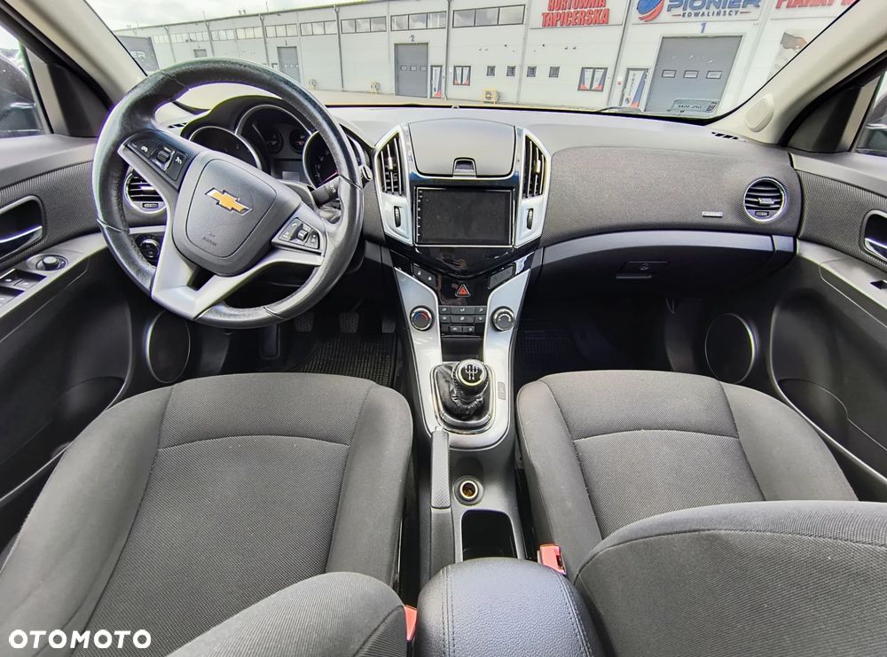 Chevrolet Cruze - 9