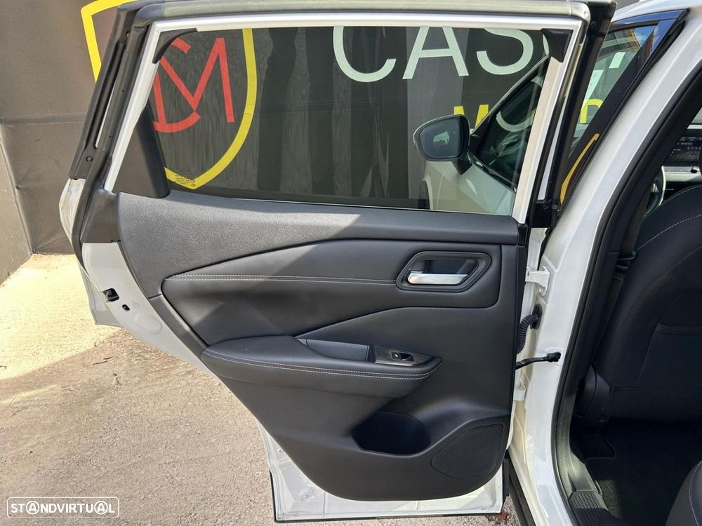 Nissan Qashqai 1.3 DIG-T N-Connecta - 19