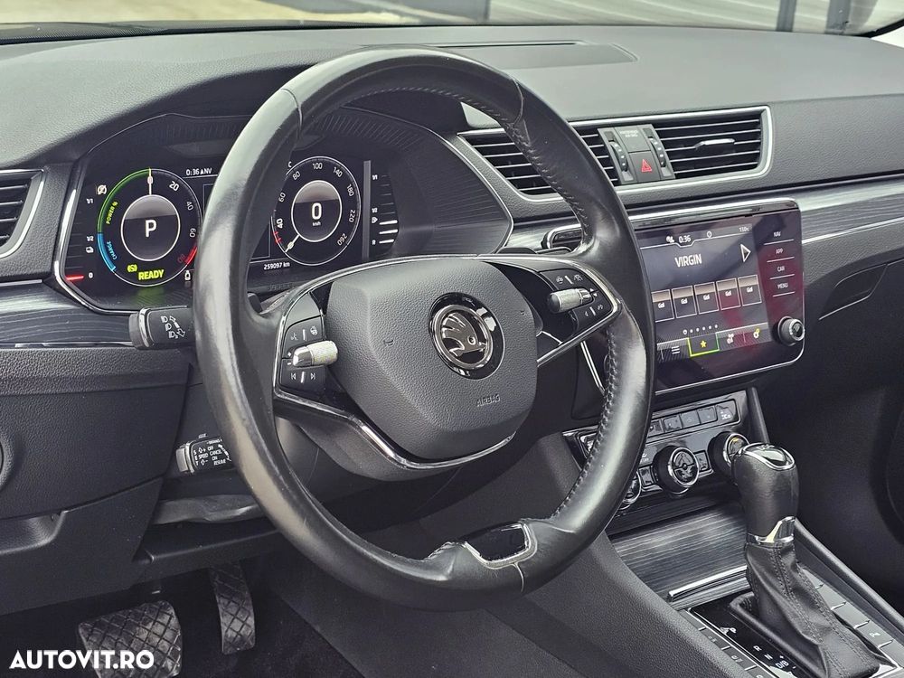 Skoda Superb 1.4 TSI iV DSG Sportline - 13