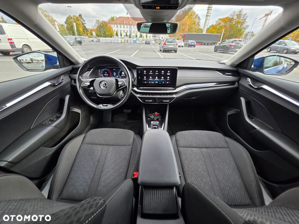 Skoda Octavia 2.0 TDI SCR Style DSG - 10